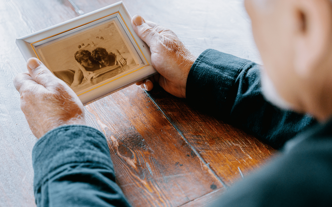Helpful Reminiscence Activities for the Elderly With Memory Loss