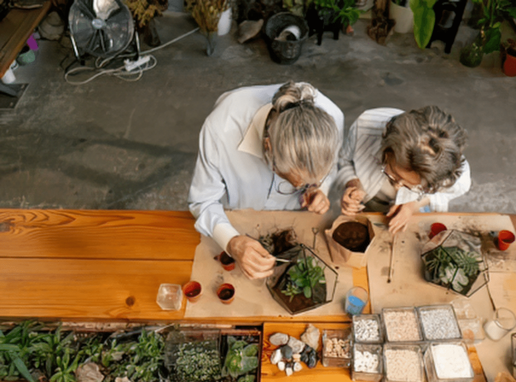 craft activities for dementia patients